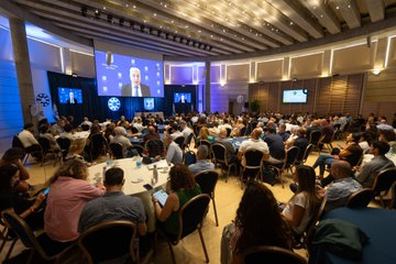 AsherSiegel01's tweet image. Israel joins the global climate action: Gearing up for the United Nations Climate Change Conferences, paving the way for a sustainable future!  #ClimateAction #UNClimateConference #SustainableIsrael  @DavidSaranga