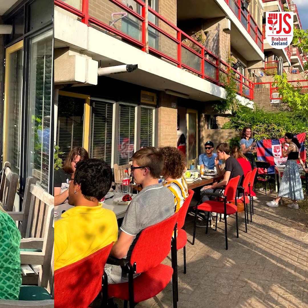 jszeebra's tweet photo. Bij de JSBZ is er altijd plek voor gezelligheid! We hebben samen met het @CDJABrabant weer een geweldige barbecue georganiseerd en veel bijgepraat. Wil jij er volgende keer ook bij zijn? Word lid! https://t.co/Gob8Wj8rTw