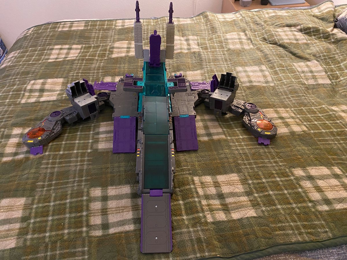 littlediegitoV's tweet photo. I’ve had this Trypticon figure for a few years but never got around to stickering him. Until now. Nearly 160 stickers on this guy! So here’s Trypticon in ship mode, base mode, and dino mode. https://t.co/Eufd3gZGXJ