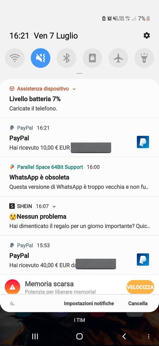 FIndkingsupreme's tweet photo. ma davvero credete che io non sono più sulla scena dei re? Se mi metto a postare il cash che mi entra con i froci tutti i  giorni andrebbe in tilt tutto,tranquilli che le leggende non muoiono MAI 👑 https://t.co/T8RjXs7AIt