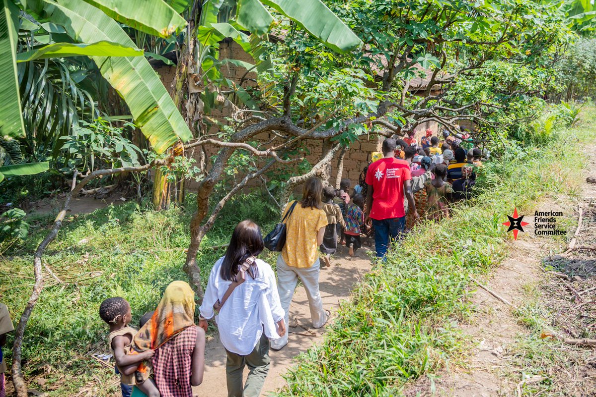 AFSCBurundi's tweet photo. Elle a également visité, à Musigati en @BubanzaProvince, une Initiative Génératrice de Revenus des Femmes autochtones (Batwa), appuyée par un Projet sur Femmes, Paix et Sécurité au Burundi que AFSC met en œuvre conjointement avec @OnufemmesBdi depuis octobre 2021. https://t.co/DNY8sHU4XX