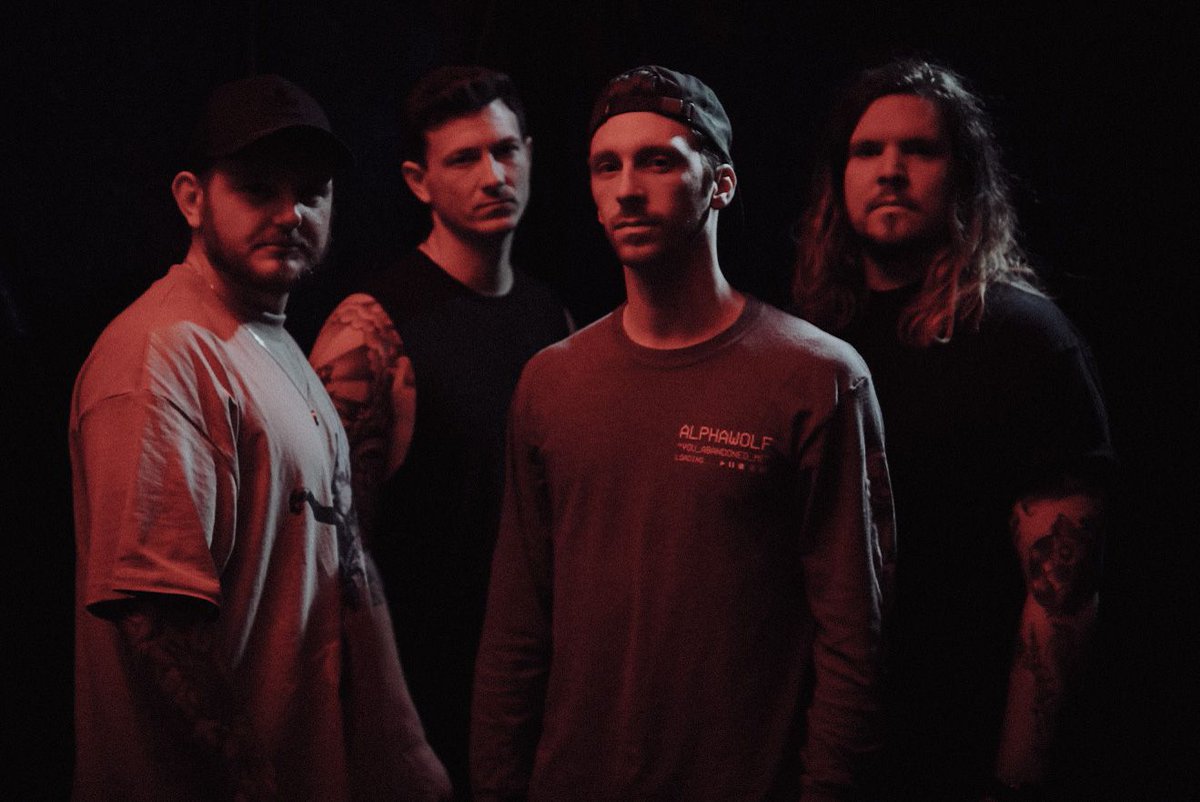 Overthronemusic's tweet image. Ready? OT '23 🔴🌊
📸 @IsobelJuliet
#overthrone #searchforsolace