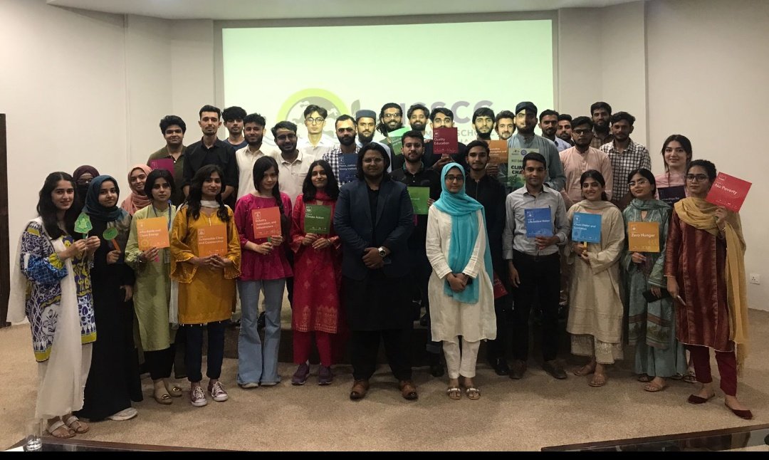 nustainable's tweet photo. Day 3 of NUST Summer School for Climate Change! #NSSCC โ๏ธ
Bright #young minds for the future!
#ClimateAction #YouthProgram https://t.co/KtaQEEuNiu