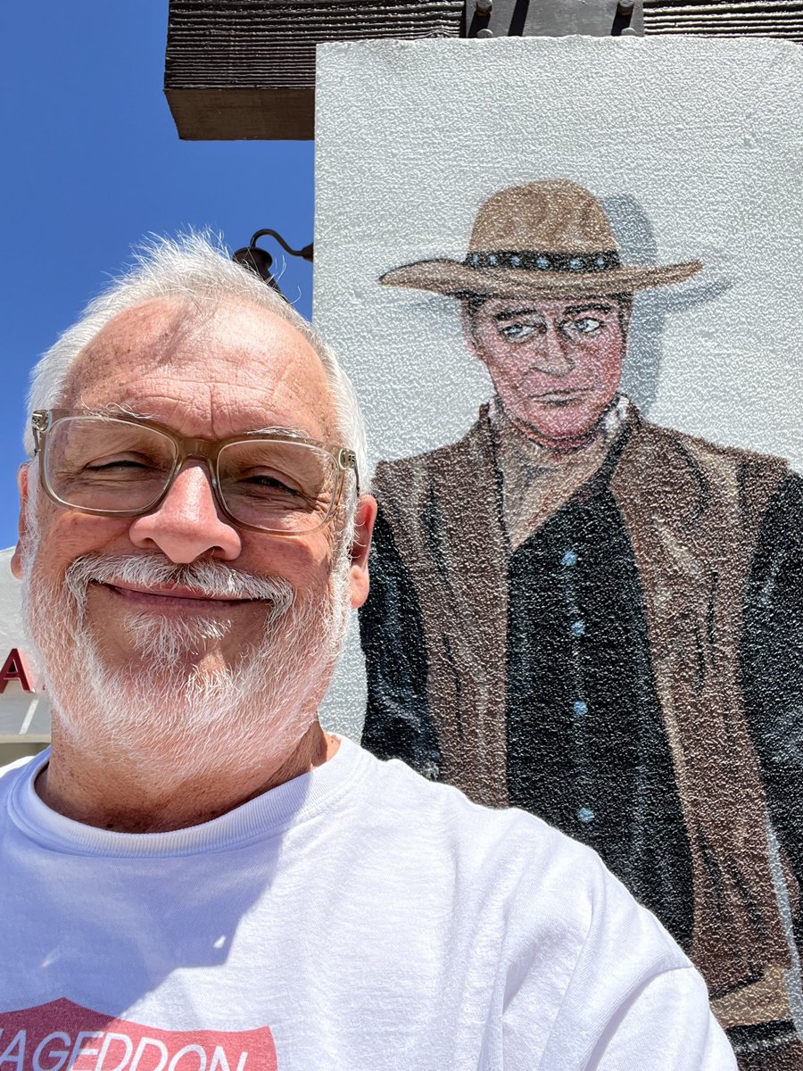 RCWoodson1's tweet image. #kingmanaz #route66 #vacationmode #iphone13