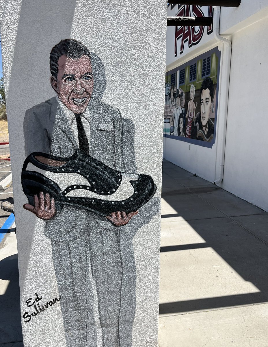 RCWoodson1's tweet image. #kingmanaz #route66 #vacationmode #iphone13