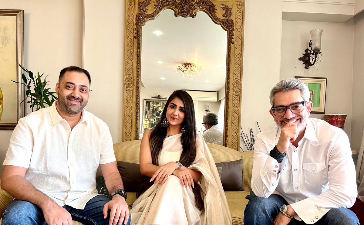 OFFICIAL REMAKE OF TIMELESS CLASSICS ‘MILI’, ‘KOSHISH’ &amp; ‘BAWARCHI’ ANNOUNCED… In a major development, #AnushreeMehta and #AbirSengupta [of Jaadugar Films] and #SameerRajSippy [of SRS Productions] will jointly produce the *official remake* of three iconic films: #Mili [1975],