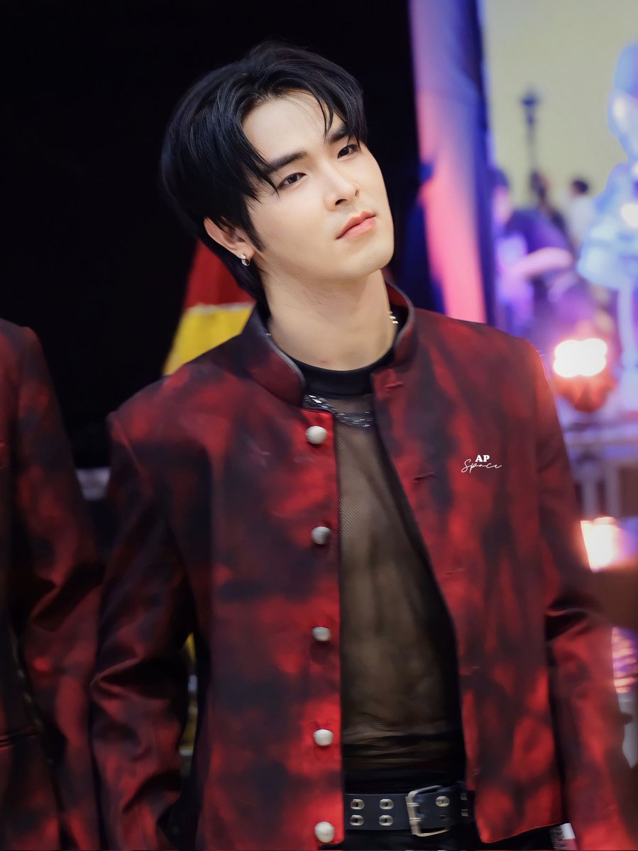 APfanns's tweet photo. หล่อขนาดนี้ แม่ให้มีแฟนอะยางงง😆🤪
.
.📸090723 TWAVE MUSIC | CENTRAL BANGNA 
#apxi #arm_xi #armboonyavanit #xiworldstar #xi #boybandtheseries #ap_space https://t.co/hnQ4vZc59K