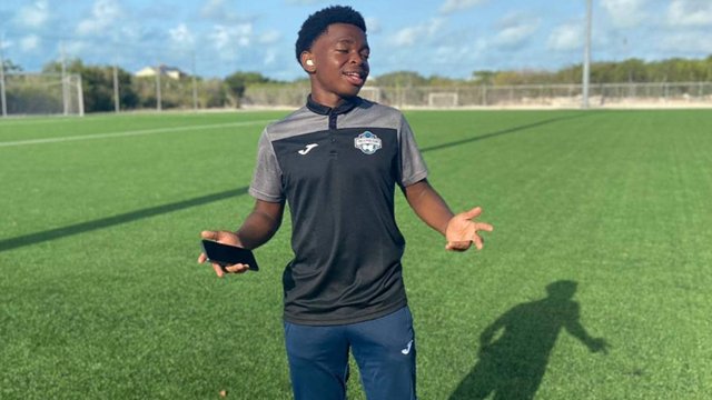 Kristen Howell I @TCIFA_ 🇹🇨 Club: Flamingo FC D.O.B: 08/06/06 Position: Defender Transfer Value: €0 Stats: 2 caps for Turks and Caicos Island Fourth youngest player to play for Turks and Caicos Island #TurksandCaicos #Football