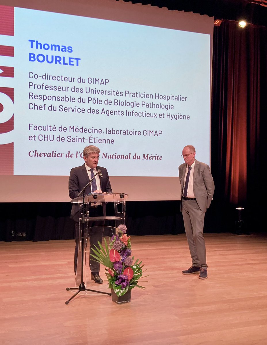 Faculté de Médecine UJM (@facmedecine_ujm) on Twitter photo Thomas Bourlet, codirecteur du <a href="/GimapLab/">GIMAP Lab - CIRI</a> de la Faculté de médecine a reçu hier l’Ordre Nationale du Mérite. Une #distinction amplement méritée pour son implication en virologie aussi bien sur le terrain de la #recherche que sur le terrain hospitalier.
Toutes nos félicitations 👏 Thomas Bourlet, codirecteur du <a href="/GimapLab/">GIMAP Lab - CIRI</a> de la Faculté de médecine a reçu hier l’Ordre Nationale du Mérite. Une #distinction amplement méritée pour son implication en virologie aussi bien sur le terrain de la #recherche que sur le terrain hospitalier.
Toutes nos félicitations 👏