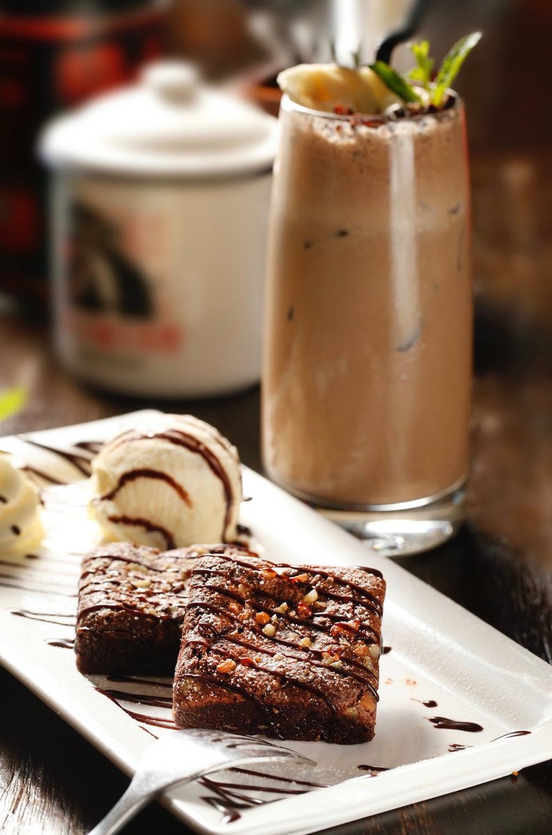 📸 min Che

#brownies #chocolatebrownies #Food