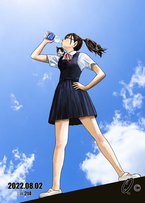 #これを見た人は夏らしい画像を貼る 
夏といえばポカリ🌞
水分とってこ～～💦 