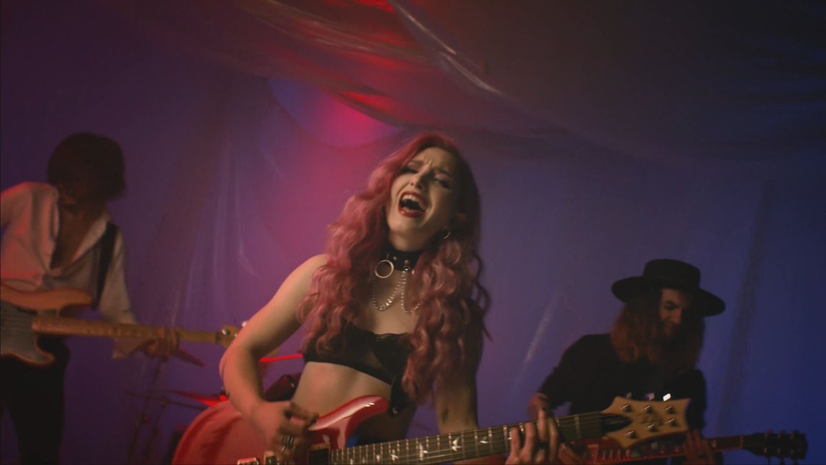 KenningtonFilm's tweet photo. We loved hosting the wonderful @BXRRELL in Studio 1 for their "Dare to" music video.  

Here is a combination of stills and BTS shots from the making of this pop-rock hit.  

Need a space for your next shoot? Let’s talk 🎬  

#musicvideoshoot #studiospaceslondon #studiohirelondon https://t.co/Do1nsexTn4