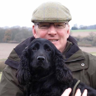 rosieDoc2's tweet photo. #NewProfilePic
#SpanielHour tonight 12/7/23 7-8pm 
MILLY Female #Cocker Black/Older Adult #Stolen #Snitterfield Village, #Stratford On Avon, #Warwickshire, #CV37 8/3/17
CRN 23S6-9742N-17
https://t.co/8paTwhmgRN
WHERE DID MILLY GO? Where did she end up? Pls help us find out 💔 https://t.co/kuSoKiPcsj