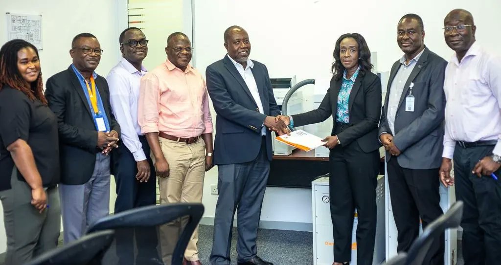 FDAGhana on Twitter "FDAGhana receives a donation of laboratory