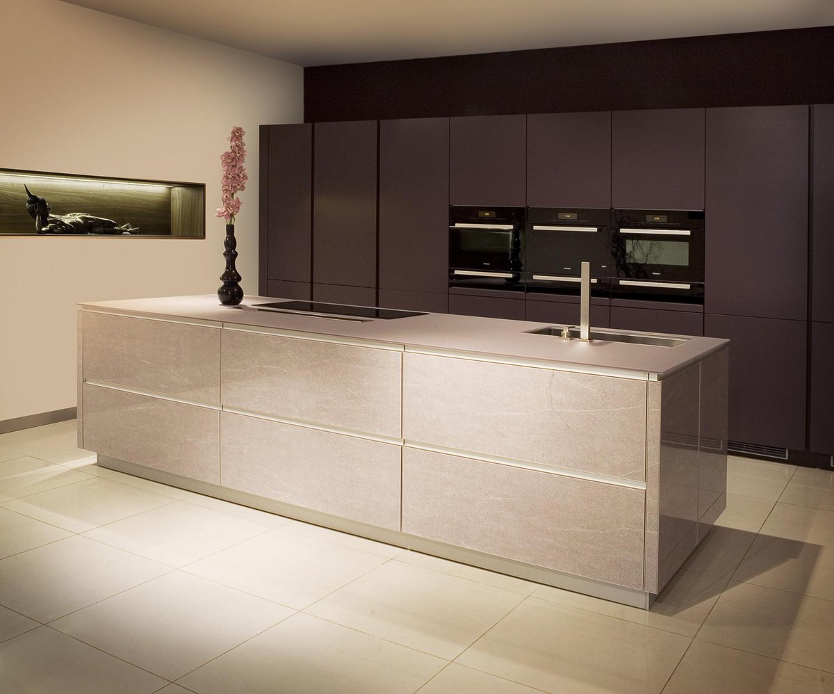 SloughKitchens's tweet photo. Our client feedback reflects our commitment to delivering exceptional results and client satisfaction. 
For more information, please visit https://t.co/WqHAScXCo1
#luxurykitchens #germankitchens #londonkitchens #shakerkitchens #sloughkitchens #traditionalkitchens #ukkitchens https://t.co/qbvVM3Yf2p
