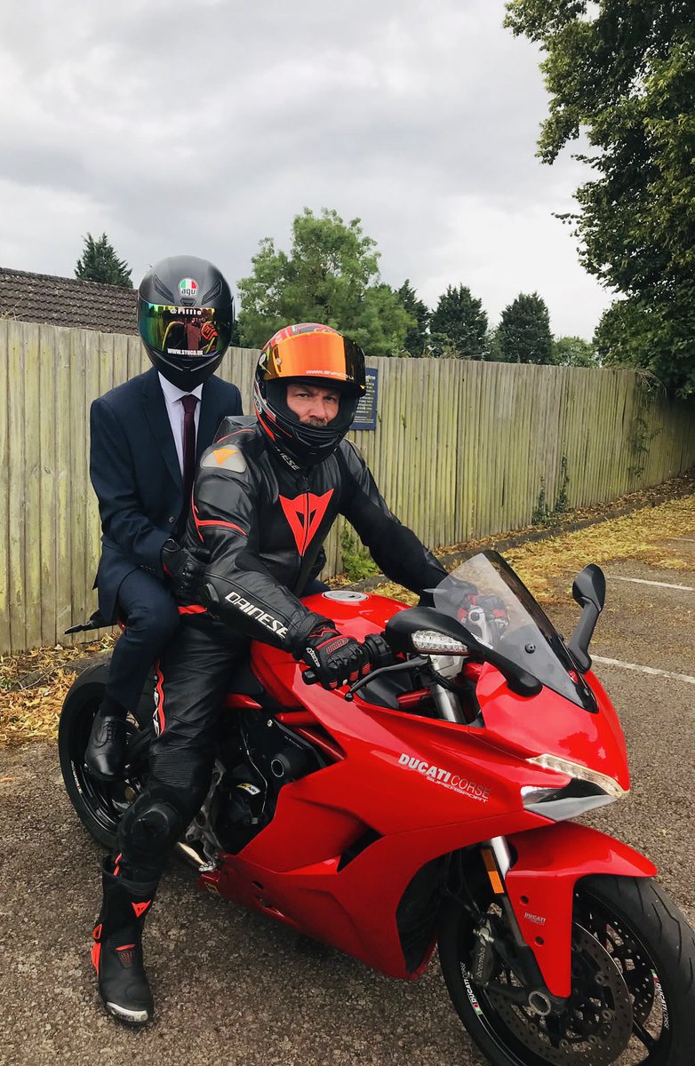 Took me lad to his school Prom last night - thought he was John Wick!🤣 Just beat the rain…..