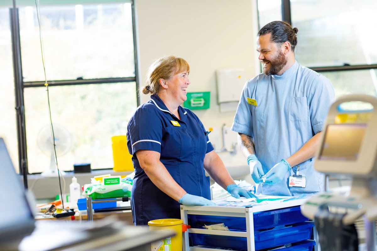 MTWnhs's tweet photo. Second or third year Nursing student with an interest in Orthopaedics?

Join our virtual student information event, Thurs 20 July at 10am. Meet the team &amp; find out about opportunities in our Kent &amp; Medway Orthopaedic Centre opening spring 2024! 
Email mtw-tr.attraction@nhs.net. https://t.co/JG5Dv0GZuf