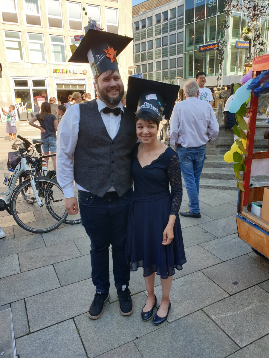 IRTG_PRoTECT's tweet photo. Last friday our IRTG Members @philippnie and @AlisaKeyl from the second cohort finally kissed the Gänseliesel 😘! In Göttingen the tradition has it to do so after receiving a PhD degree! 
Congratulations! 💐👏🍾🥰We are very proud of you! https://t.co/PbsXmZVEkp