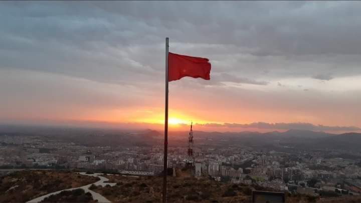 🚩Un 12 de julio de 1873 se fundaba el Cantón en #Cartagena, una de las primeras experiencias de republicanismo federal en nuestro país. 
El #Cantón trajo la abolición de la pena de muerte, la jornada laboral de 8 horas y el reconocimiento del trabajo como derecho fundamental ✊🏼.