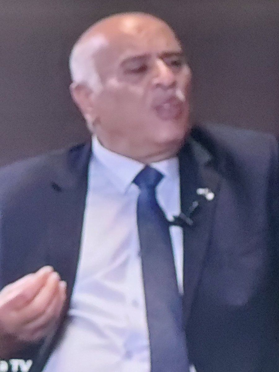 FattyNakata's tweet photo. جنسية إسرائيلية فتحاوية تهلاو فيك دزاير حتى وليتي تحل فمك في المغرب وانت اصلا ماشاد حتى اتجاه https://t.co/PfMynrHBiS