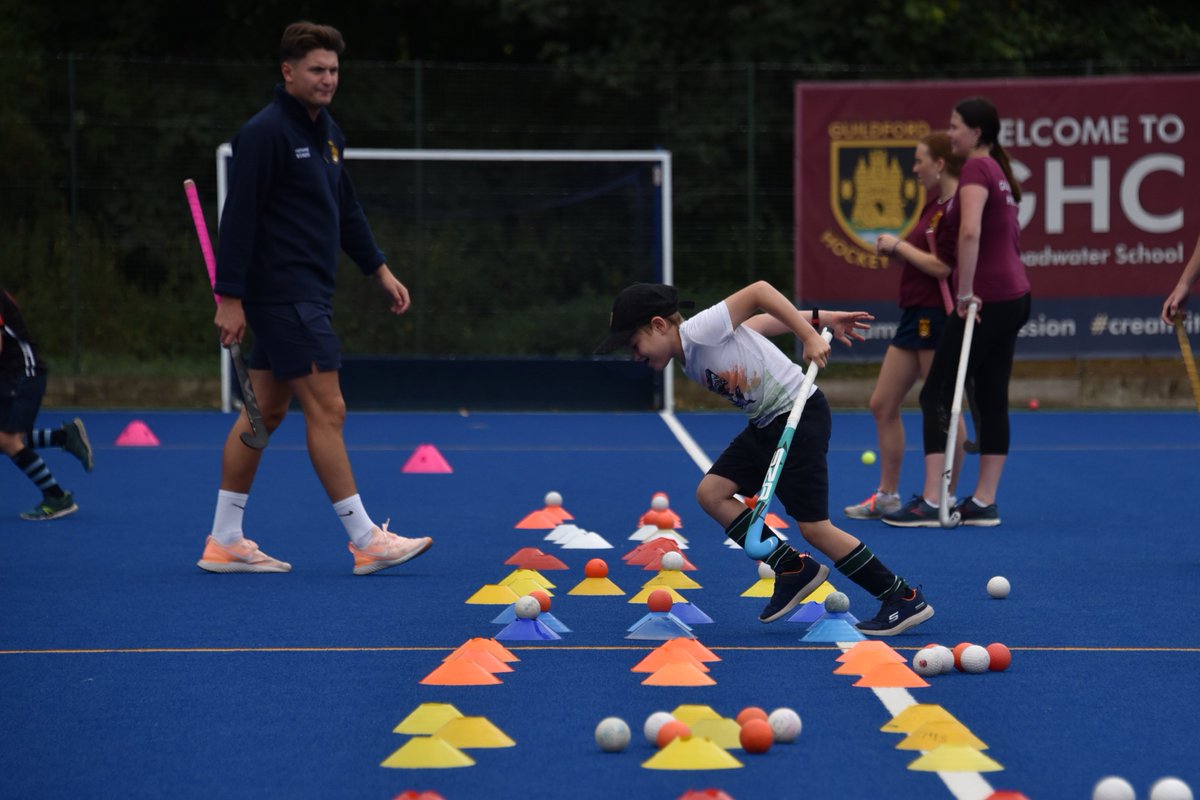 Guildfordhc's tweet photo. 📢Introducing... HOCKEY WEEK 2023!

📲A week with world class coaching, gameplay, video analysis, masterclasses, slip 'n slide and more!

🏑Join us for our first every HOCKEY WEEK to kick off our summer programme at #GHC 

🗓️Mon 24 - Fri 28 July

🔗https://t.co/FuIfjAzF5G https://t.co/eMeyoBUTa5