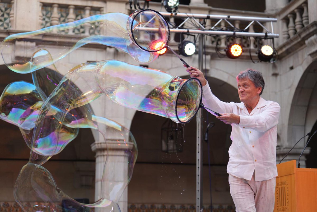 SCB_iec's tweet image. Encara amb la ressaca emocional de la vetllada d&apos;ahir, us volem donar una vegada més les gràcies a tots i totes les que vàreu fer possible la 8a Nit de la Biologia #NitBio2023! ✨

Enhorabona a les finalistes i guanyadores dels #PremisSCB2023 per la fantàstica feina👏