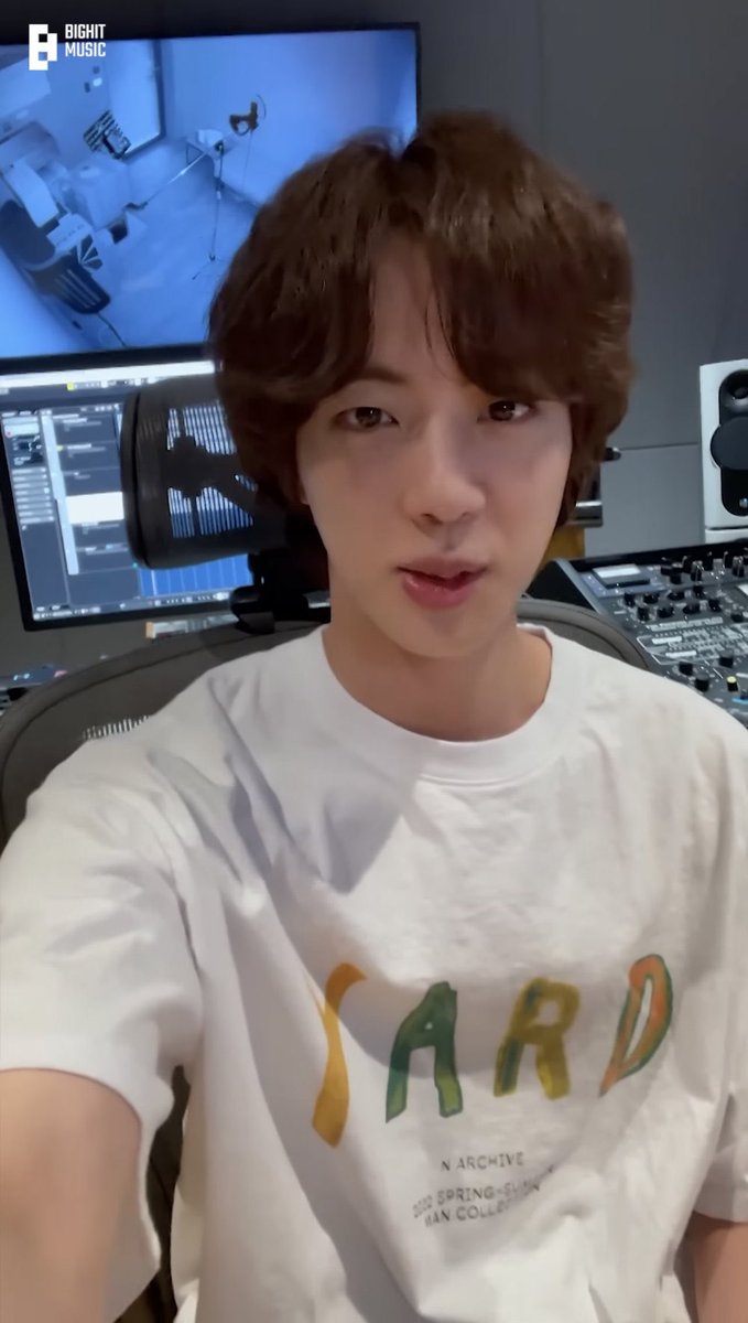 MissKENG0819's tweet photo. #許願開團

碩珍同款🇰🇷 
YARD HAND PRINTING LOGO T-SHIRTS 

⏰~7/14收單
🚚官網預計8/3出貨，8月中抵台

尺寸：M/L
價格： $1,600(免二補)

確定購買直接私訊登記
到貨開賣貨便貨到付款☑️ https://t.co/r1PtTE6PMY