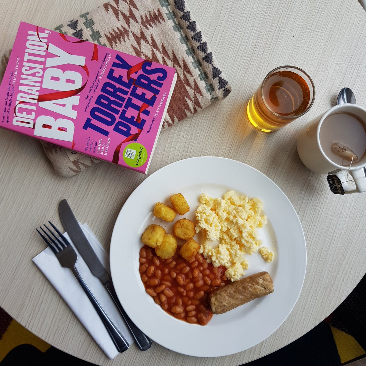 Fueling up for #AMAConf in the only acceptable way, with an hotel buffet breakfast (round one). Safe travels today! Who's on their way to Leeds? 🙋🏼‍♀️