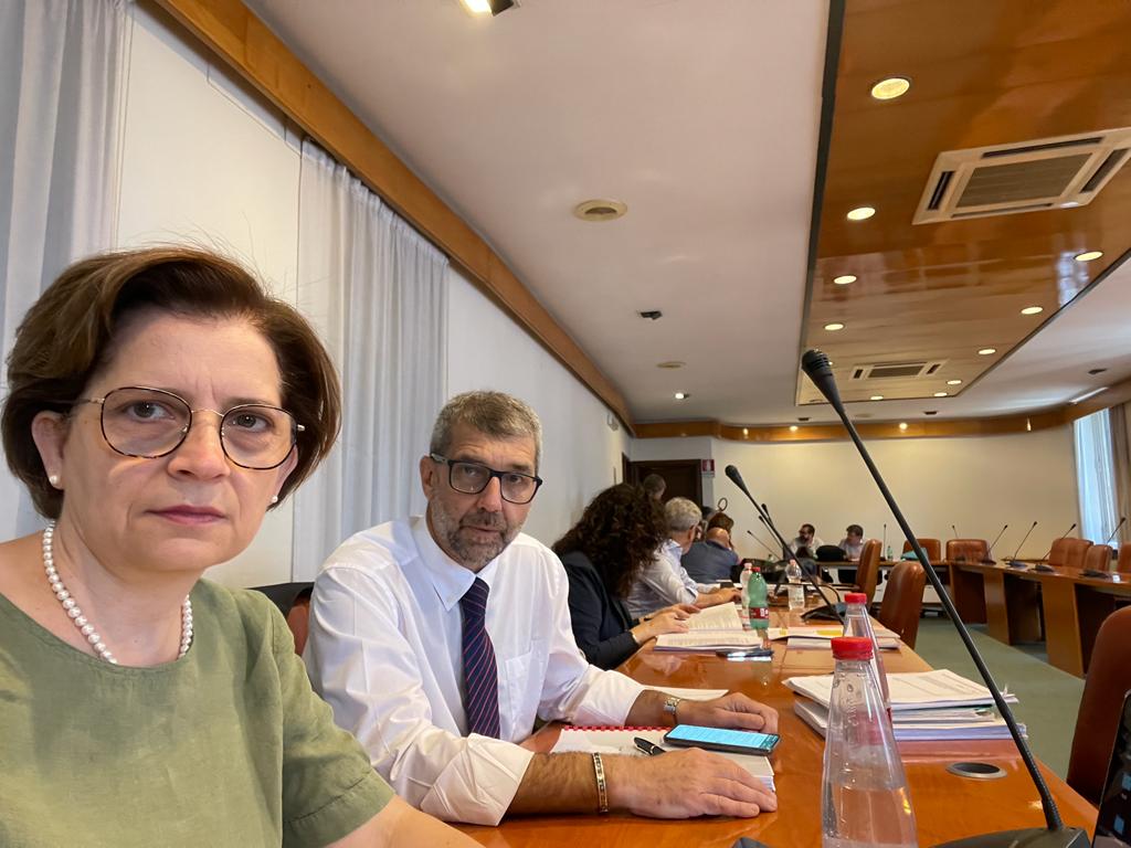 “Si apre oggi una 𝐝𝐮𝐞 𝐠𝐢𝐨𝐫𝐧𝐢 𝐝𝐢 𝐭𝐫𝐚𝐭𝐭𝐚𝐭𝐢𝐯𝐞 che potrebbe essere l’atto finale del 𝐫𝐢𝐧𝐧𝐨𝐯𝐨 𝐜𝐨𝐧𝐭𝐫𝐚𝐭𝐭𝐮𝐚𝐥𝐞.

Basta pensare che 𝐢𝐥 𝐜𝐨𝐧𝐭𝐫𝐚𝐭𝐭𝐨 𝐜𝐨𝐩𝐫𝐞 𝐢𝐥 𝐭𝐫𝐢𝐞𝐧𝐧𝐢𝐨 𝟐𝟎𝟏𝟗-𝟐𝟏 per capire che una chiusura sarebbe auspicabile