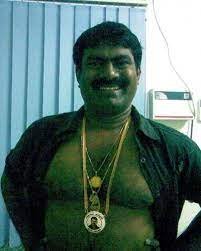 தேவர் மகனுக்கு குரல்கொடுக்கிறதும்,கொம்பனுக்கு முட்டுக்கொடுக்கிறதும், ராவணக்கோட்டம் படத்திற்கு பாராட்டு பத்திரம் வாசிப்பதும் சரி

தெய்வத்திருமகன் பெயரில் படம்வரும்போது எதிர்ப்பு வந்ததே, அப்போ ஏன் ராஜா பேசல, வாயை வாடகைக்கு விட்டிருந்தாயா ராஜா?
என்ன ராஜா நியாயம் இது?

<a href="/Seeman4TN/">செந்தமிழன் சீமான்</a>