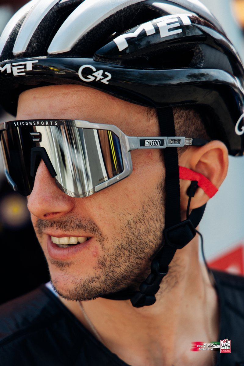 sciconsports's tweet photo. The Aeroscope takeover | Who wore it best?
😉 😎| @LeTour @TeamEmiratesUAE 
https://t.co/MZ4YE7pRJI https://t.co/wOaGkRhSYf