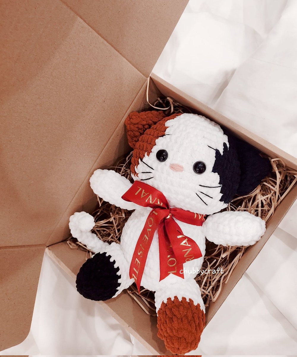 CraftChubby's tweet image. Hello, my name is Lulu 🐱🐱

Pattern by @chubby_craftstudio 🐱🐱

#amigurumi #amigurumidoll #miniature #stuffedamigurumi #sunday #sundayfunday #sundaymood #photooftheday #crochettoy #goodvibes #goofy #häkeln 🌼🌼