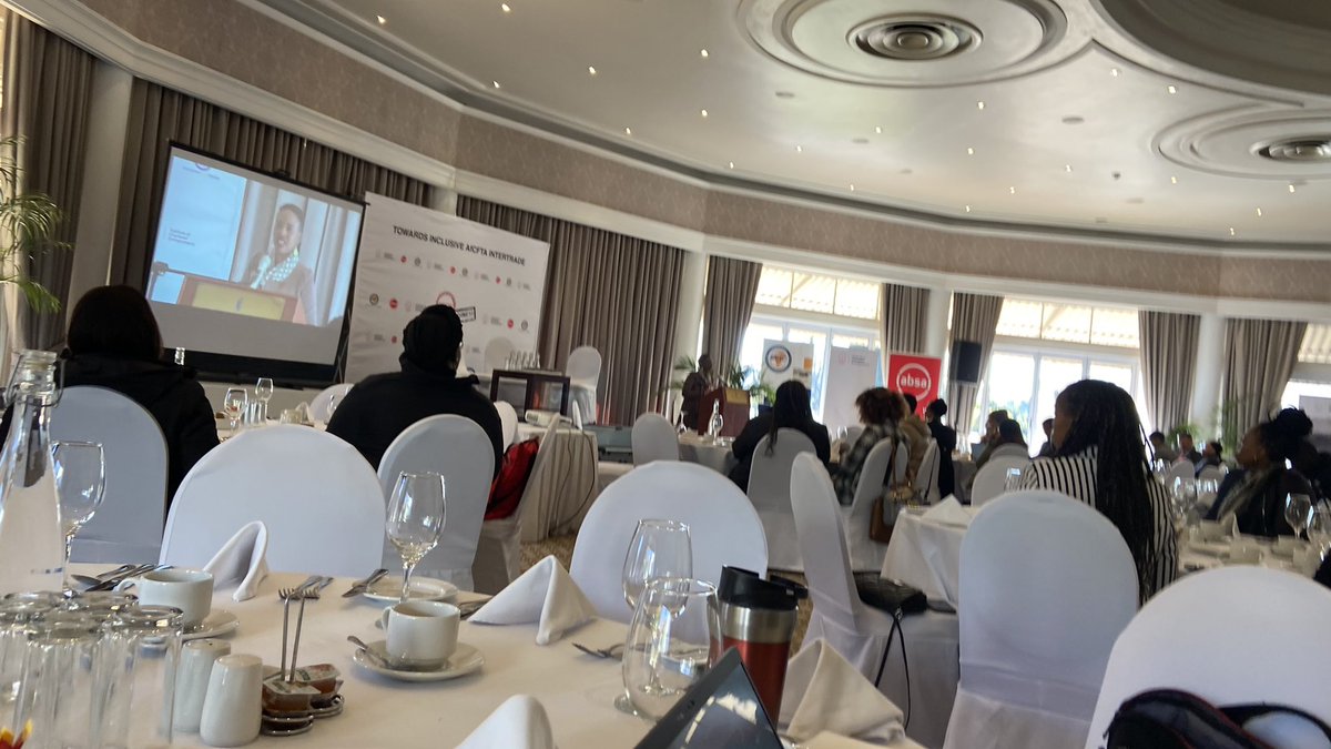 tebogokhaas's tweet photo. Ready, steady , go!
Event Program director, @LoratoTshenkeng setting the tone and getting us started at the #BreakfastWithICE https://t.co/WDRRCDQW5E