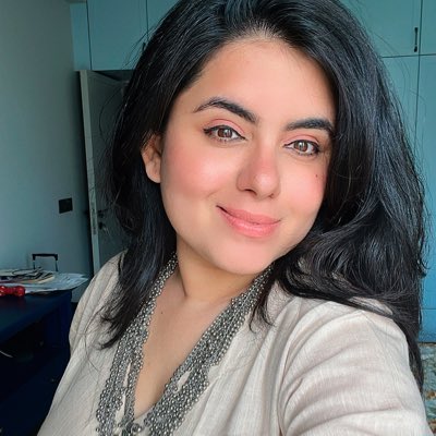 supriyaofficial's tweet photo. #NewProfilePic https://t.co/0NAiVbLNfM