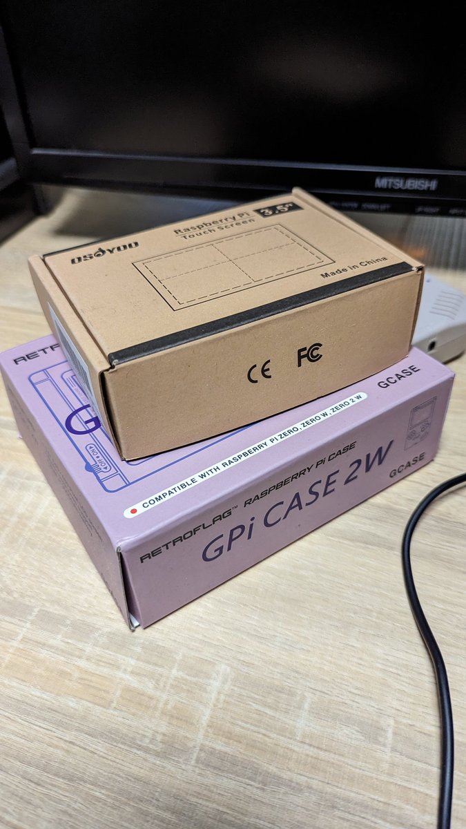 pcfreedomplus1's tweet photo. なぜだか手を付けるのが
もったいない気がしてしまう

使い始めたら
ボロボロにしちゃうんだけれどねー
#RaspberryPi #GPiCASE https://t.co/qGFagZ32jg