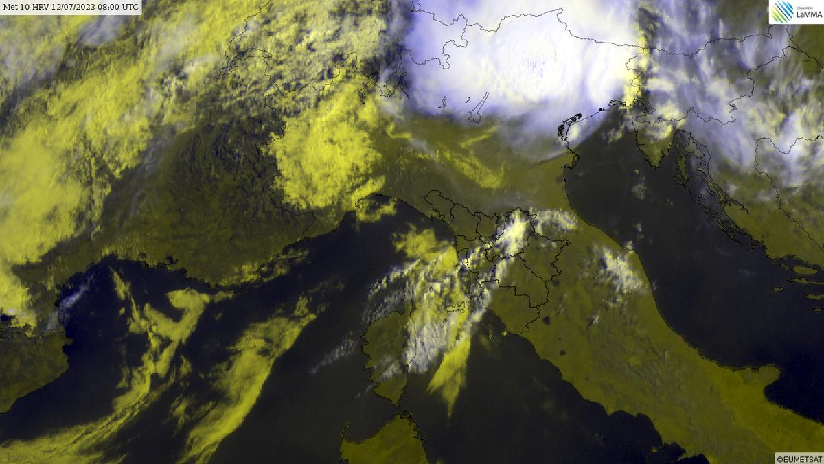 #meteo #toscana in transito qualche nuvola dalla costa verso le zone interne con anche qualche locale pioggia, dal pomeriggio prevalenza di sole e temperature senza grosse variazioni. Qualche nuvola anche domani.