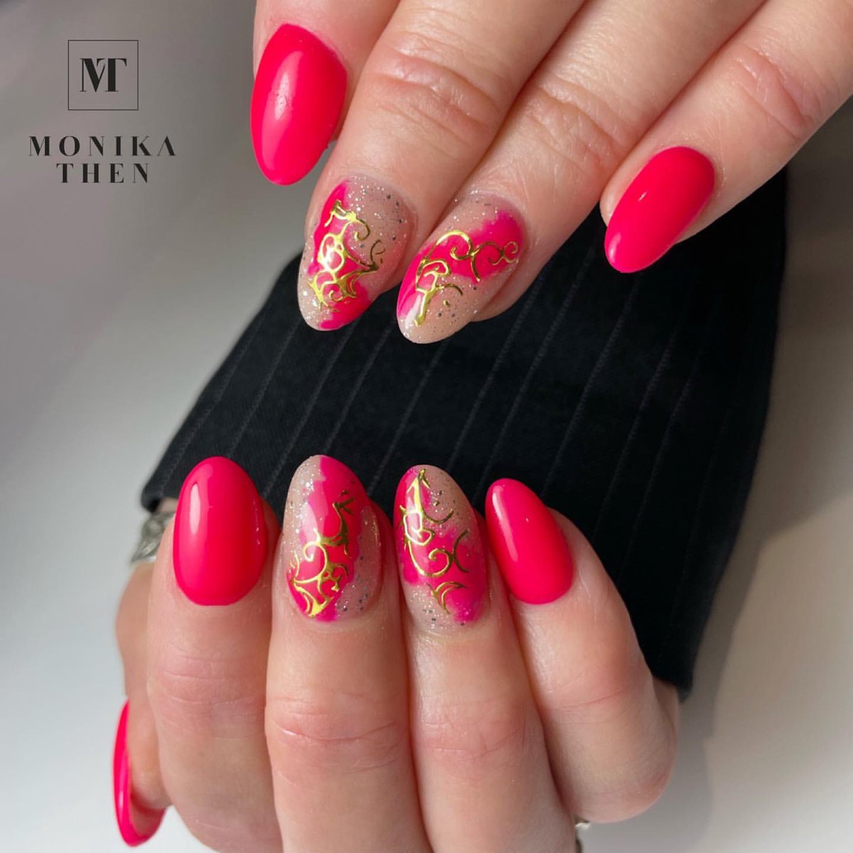YoungNailsUK's tweet photo. Monika’s nails this week 😍 https://t.co/hON7HmhDEd