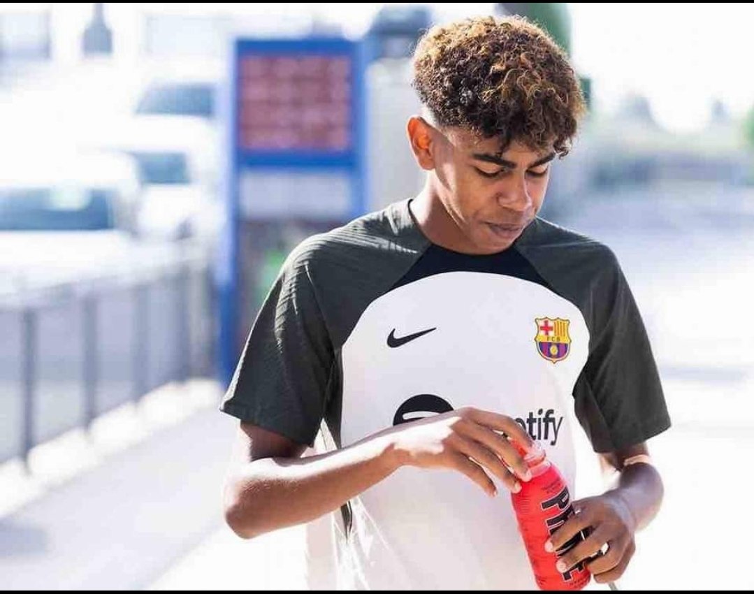 KARIM-JR tweet media