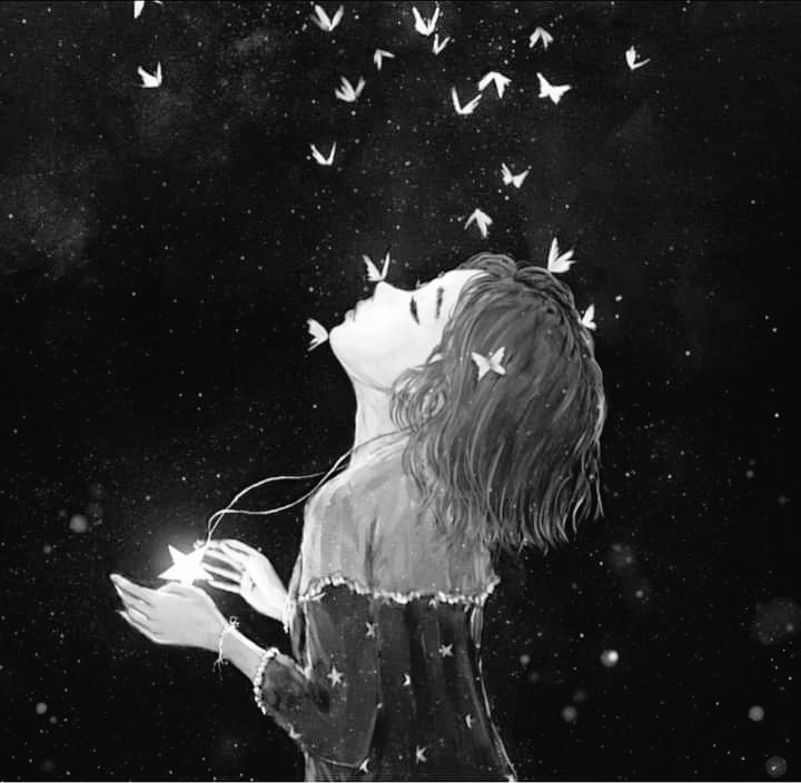 في قلب ♥ كُلٍ منّا
غرفة مغلقة
نخافُ طرْقَ بابها
حتى لا نبكي.. 

فليس كلُّ هادئٍ، خاليَ البال
ولا كُلُّ صامتٍ لا يُبالي..

لنا حياةٌ داخلنا
 تختلفُ تماماً
عن الحياة التي يرانا
فيها الآخرون.