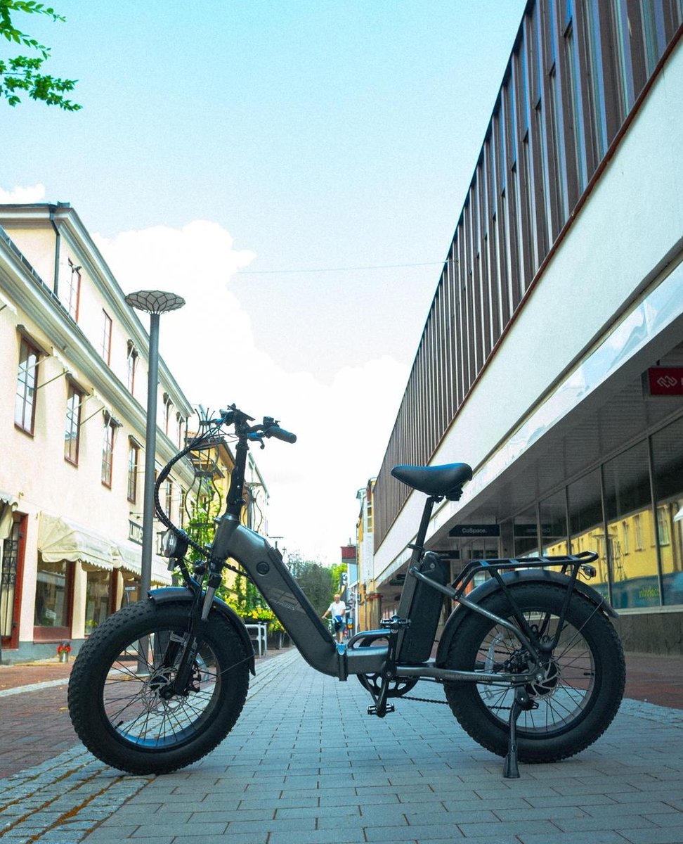 fafrees's tweet photo. 💫Double the Power, Endless Adventure
🚲️Unleash the Range with our FF20 Polar!

#fafrees #ebike #bicycle #cyclinglife #offroad #travel #dailyride #fattire #foldingbike https://t.co/JOPJpRLinz
