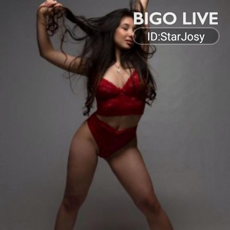 Lpg32784381's tweet photo. #BIGOLIVE  에서   🚨StarJoy🚨  라이브를 보고 새로운 친구를 사귀세요! https://t.co/eD9TJnMM15 https://t.co/6e9xmZ9xaY