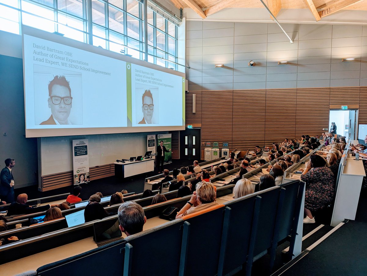MandUff's tweet image. @DavidBartram_ delivers his keynote address to delegates at our first @WholeEducation SEND conference. 

#SendWholeSchoolImprovement
#SendConference