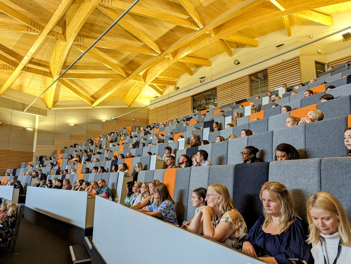 MandUff's tweet image. @DavidBartram_ delivers his keynote address to delegates at our first @WholeEducation SEND conference. 

#SendWholeSchoolImprovement
#SendConference