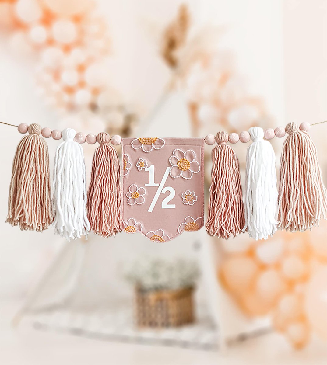 Excited to share the latest addition to my #etsy shop: Highchair daisy banner for half birthday girl Personalized highchair banner birthday Baby high chair Daisy high chair garland etsy.me/44YYljl #pink #birthday #white #halfbirthday #daisybanner #blushpink