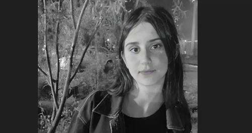 Limportant_fr's tweet photo. Zilan Eyvazi, 15 ans, a été tuée le 7 juillet. C'est le neuvième «crime d'honneur» perpétré par un père en Iran depuis mars https://t.co/XwekozyewI @CSDHI https://t.co/1MFLZ5X66U