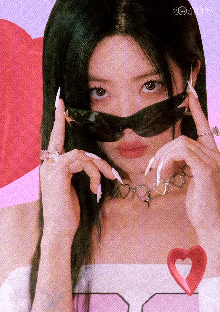 porbeez's tweet photo. odd eye circle steps it up like air force one!

👟 air force one mv: https://t.co/4xJlUvXqwL
🤍 version up album out now

#ARTMS #ODDEYECIRCLE #LOONA https://t.co/P2VFPY30Ns