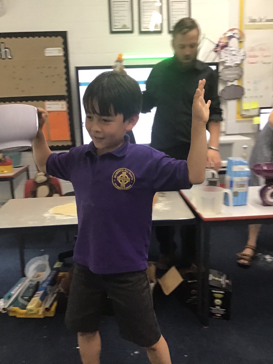 MorpethAllSaint's tweet image. Join Orange Class on their journey through afternoon tea preparation and service! #ks2 #designandtechnology #MixedAgeLearning