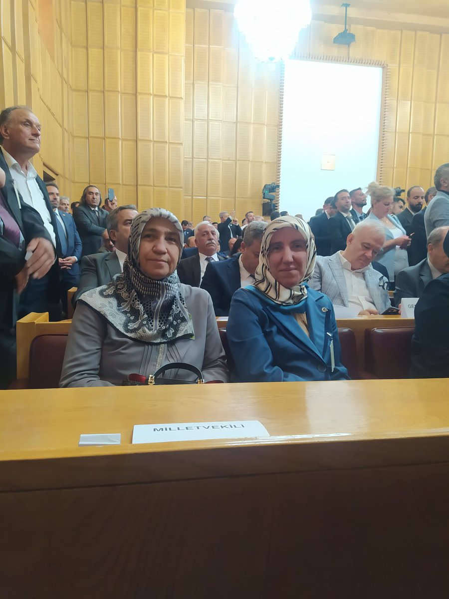 BeytiyeEkinci's tweet photo. Saadet Partimizin ilk grup toplantısına katılım sağladık. https://t.co/DbzEAiKtvf