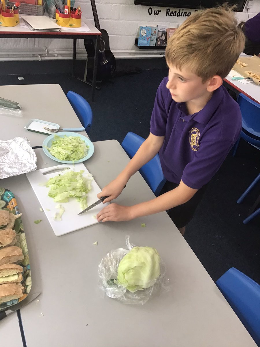 MorpethAllSaint's tweet image. Join Orange Class on their journey through afternoon tea preparation and service! #ks2 #designandtechnology #MixedAgeLearning