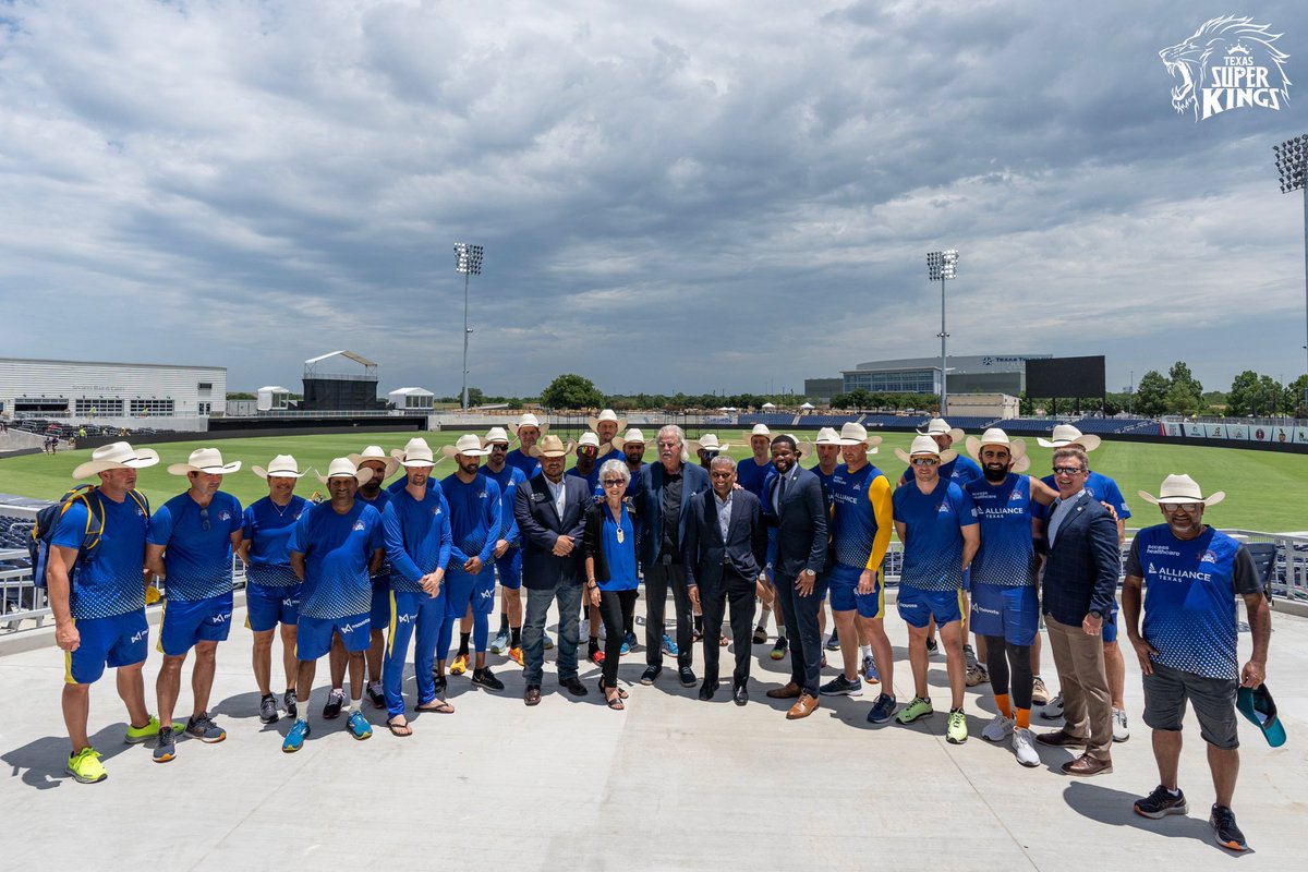 TexasSuperKings's tweet photo. The one with our 💛 family! 🤠

#WhistleForTexas #MajorLeagueCricket
@MLCricket https://t.co/2kbZx2IR8k